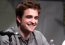 Robert Pattinson speaking at San Diego Comic-Con