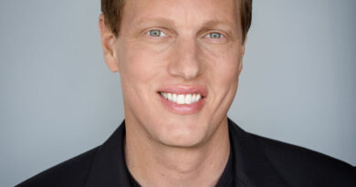 Official portrait of David Ellison, Chairman and CEO of Paramount Skydance
