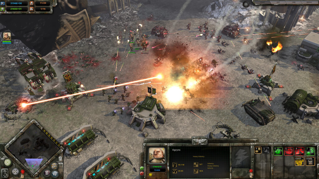 A large-scale battle in Warhammer 40,000: Dawn of War - Definitive Edition