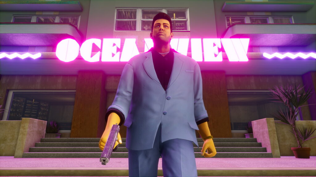 Tommy Vercetti in front of the Ocean View hotel in GTA Vice City